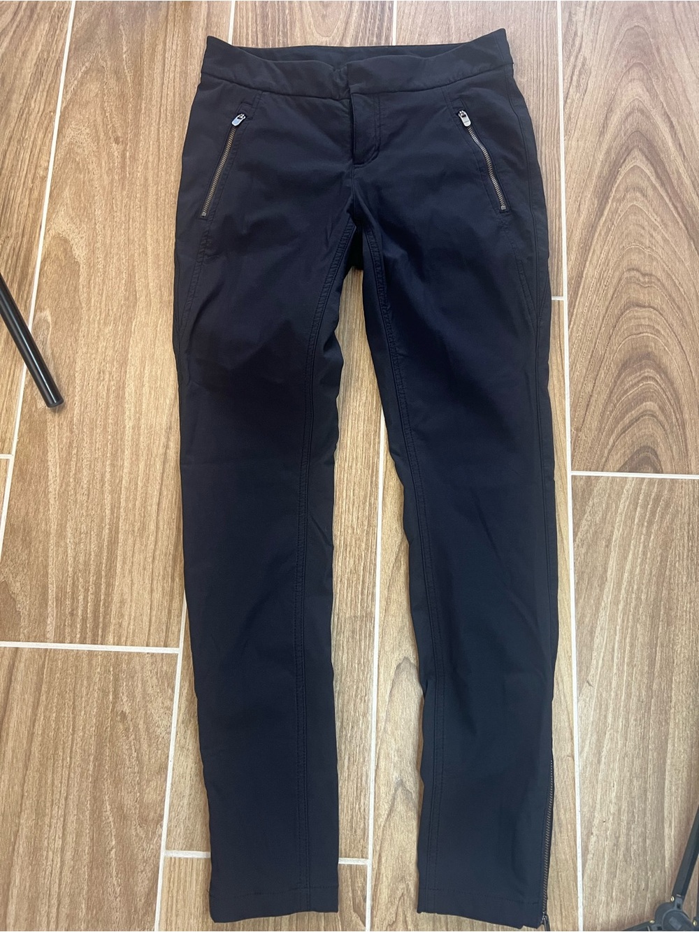 Athleta Black Slim Tech Jogger Pants